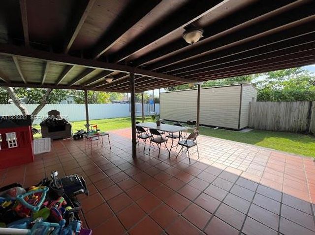 9711 SW 162nd St, Miami, FL 33157