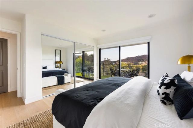 4234 Alhama Drive, Woodland Hills, CA 91364