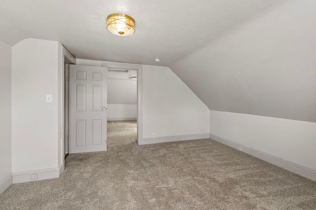 47 Lawson Avenue W, Saint Paul, MN 55117
