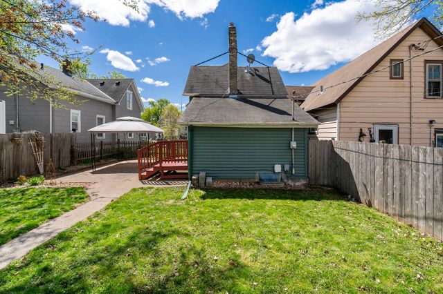 47 Lawson Avenue W, Saint Paul, MN 55117
