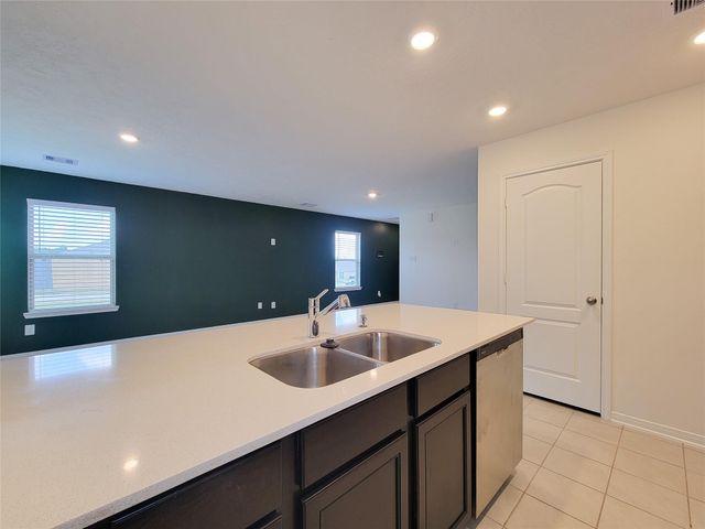 657 Appaloosa Meadow, Magnolia, TX 77354