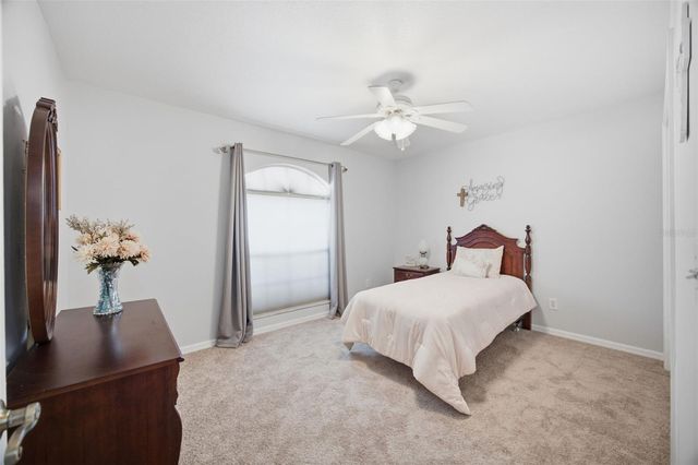 860 ROCKY MOUNTAIN COURT, Valrico, FL 33594