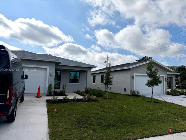 282 SW 2nd Court, Deerfield Beach, FL 33441