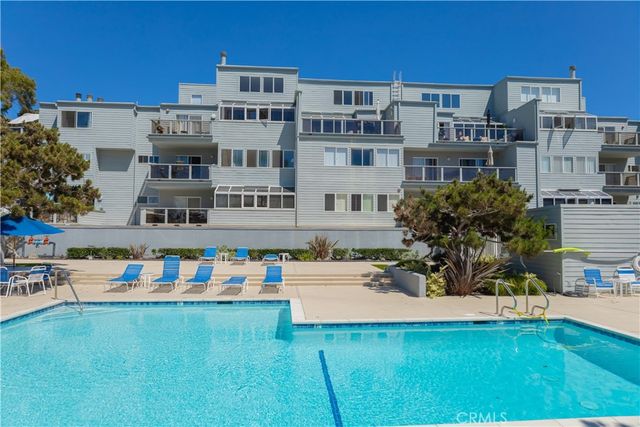 210 The Village 305, Redondo Beach, CA 90277