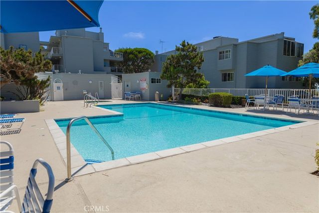210 The Village 305, Redondo Beach, CA 90277