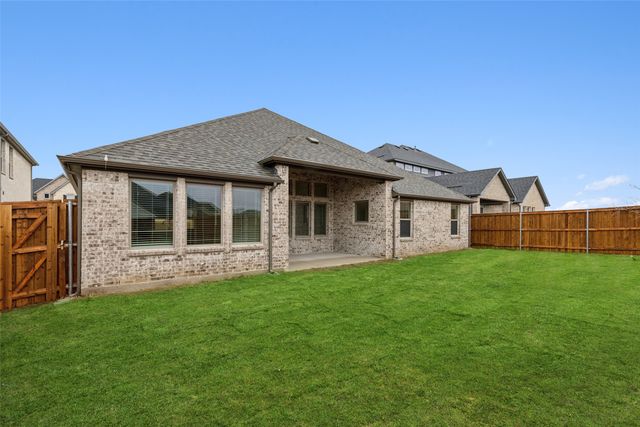 1398 Flora Place, Lavon, TX 75166