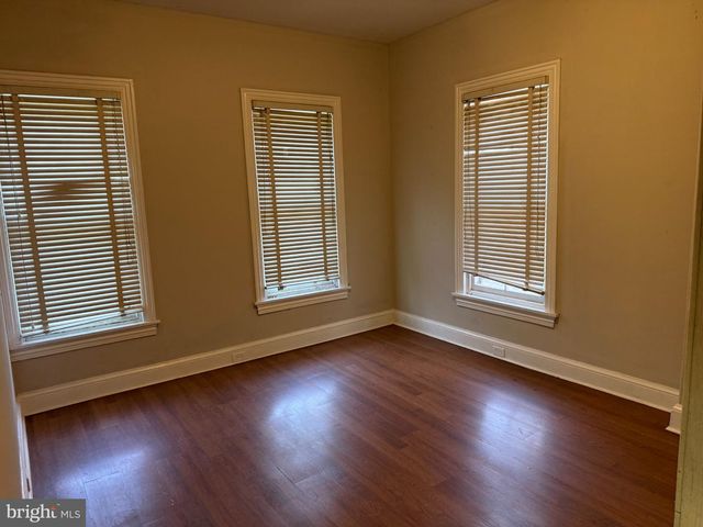 310 N CHARLOTTE ST, Pottstown, PA 19464