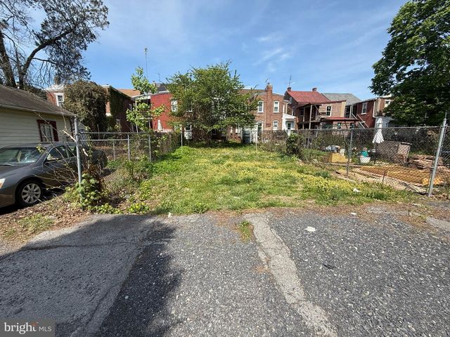 310 N CHARLOTTE ST, Pottstown, PA 19464
