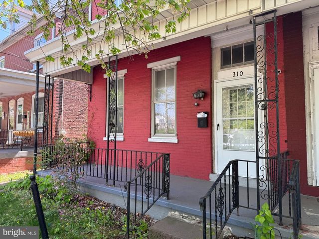 310 N CHARLOTTE ST, Pottstown, PA 19464