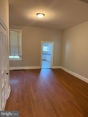 310 N CHARLOTTE ST, Pottstown, PA 19464