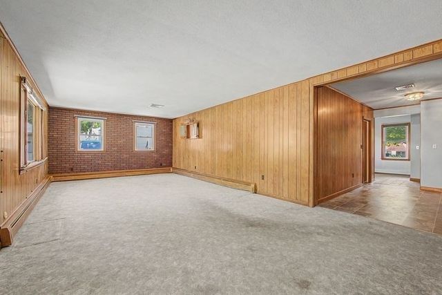 360 South Main Street, Bellingham, MA 02019