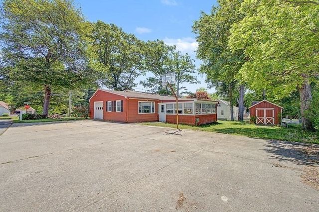 360 South Main Street, Bellingham, MA 02019