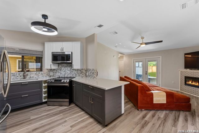 6715 Hickory Springs Drive, San Antonio, TX 78249