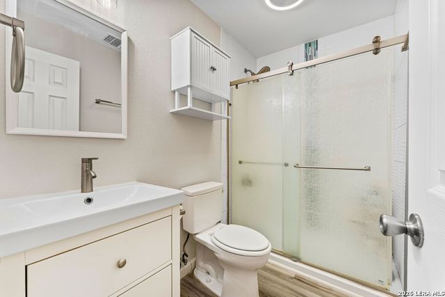 6715 Hickory Springs Drive, San Antonio, TX 78249