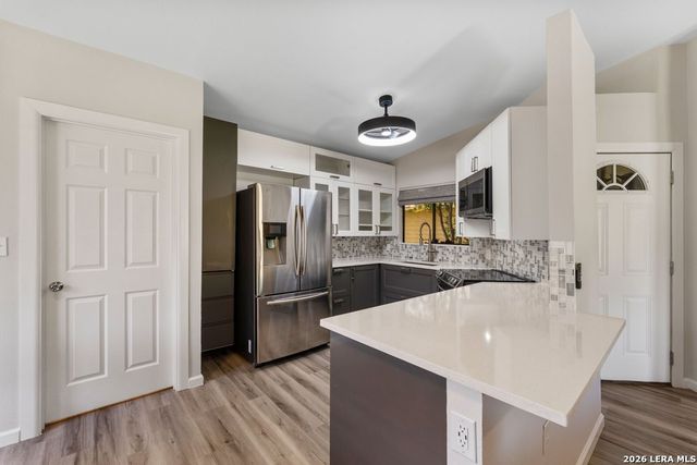 6715 Hickory Springs Drive, San Antonio, TX 78249