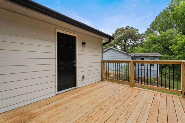 2648 Crestdale Circle SE, Atlanta, GA 30316