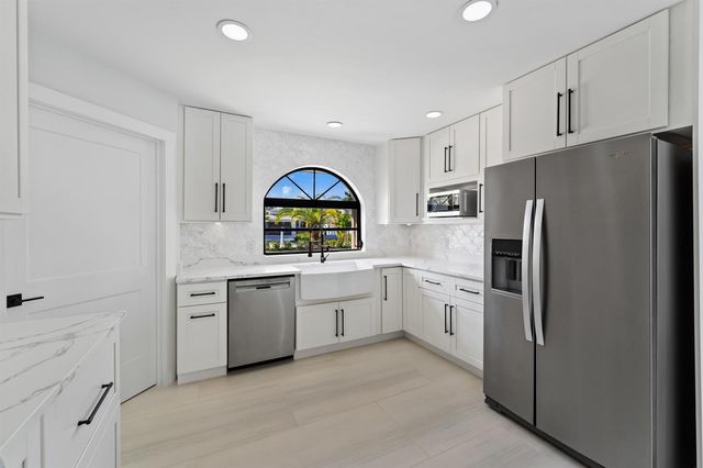 2807 NW St Lucie Lane, Stuart, FL 34994
