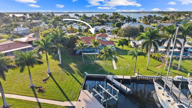2807 NW St Lucie Lane, Stuart, FL 34994