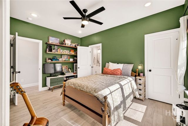 1306 E Waldburg Street, Savannah, GA 31404