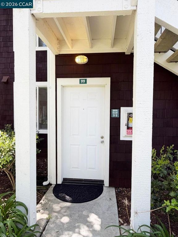 Image 17 of property listing at 99 Marina Lakes Dr, Richmond, CA 94804