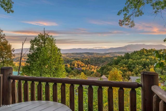 1960 Blackthorn Trail, Sevierville, TN 37876