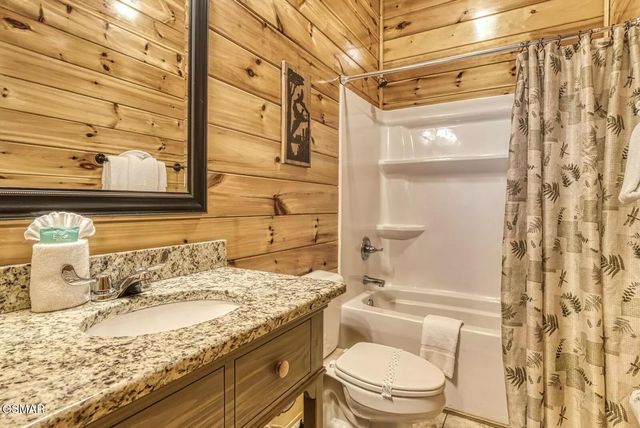 1960 Blackthorn Trail, Sevierville, TN 37876