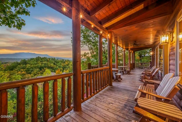 1960 Blackthorn Trail, Sevierville, TN 37876