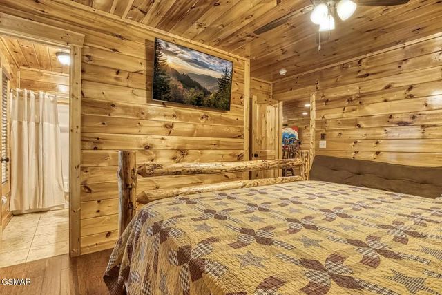 1960 Blackthorn Trail, Sevierville, TN 37876