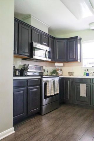 810 Shadberry Drive, Magnolia, TX 77354