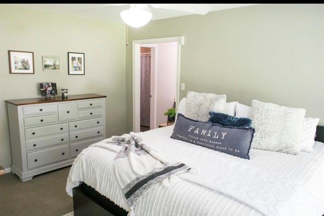 810 Shadberry Drive, Magnolia, TX 77354