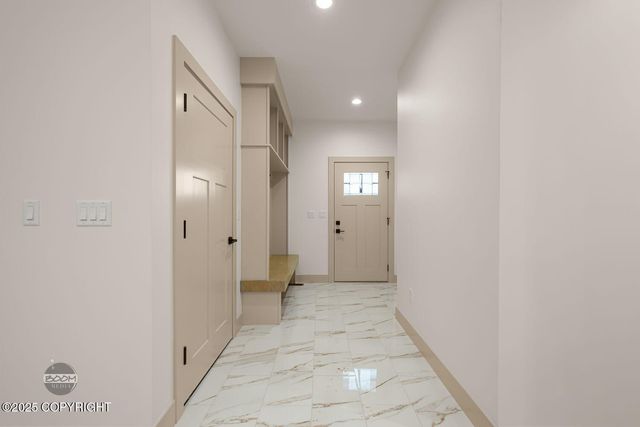 2073 W Cashatt Drive, Wasilla, AK 99654