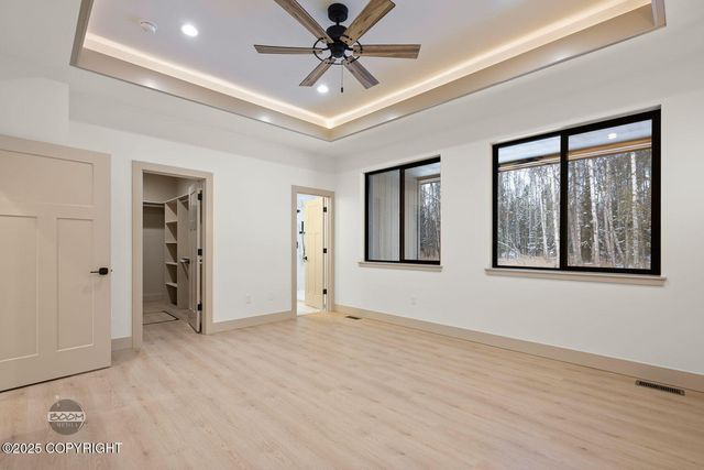 2073 W Cashatt Drive, Wasilla, AK 99654