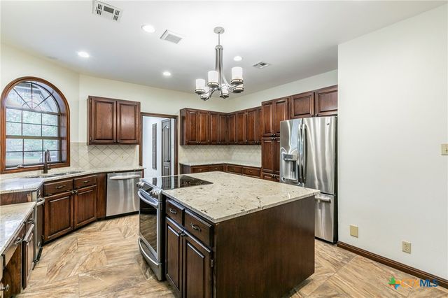50 Spur Drive, Belton, TX 76513