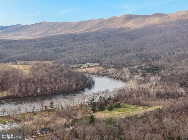 27 CHEYENNE LN, Front Royal, VA 22630