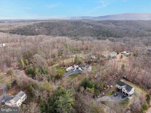 27 CHEYENNE LN, Front Royal, VA 22630