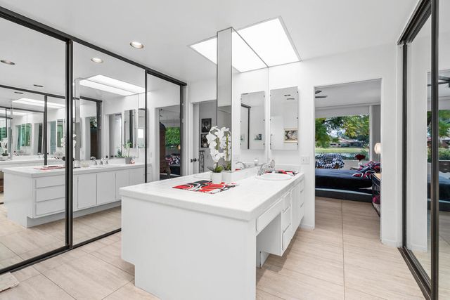 525 Desert W Drive, Rancho Mirage, CA 92270