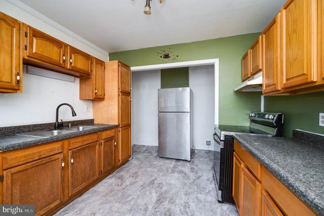 645 LANCASTER AVE, Reading, PA 19611