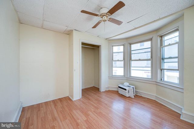 645 LANCASTER AVE, Reading, PA 19611