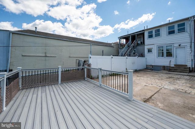 645 LANCASTER AVE, Reading, PA 19611