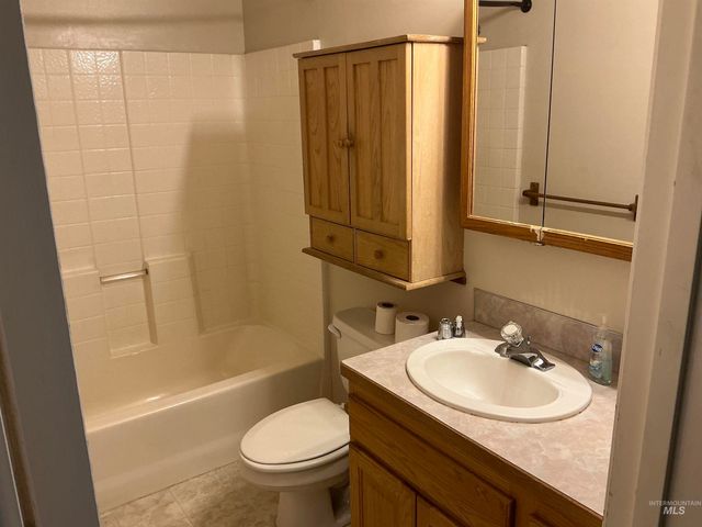 268 S Main St, Star, ID 83669