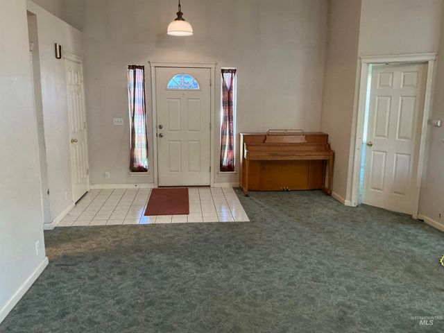268 S Main St, Star, ID 83669