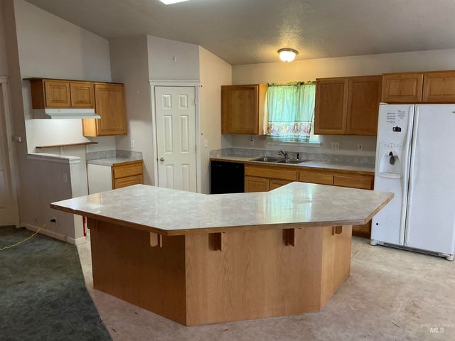 268 S Main St, Star, ID 83669