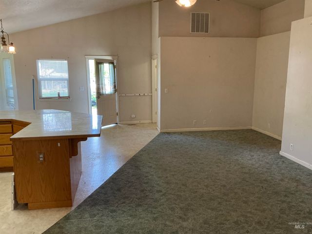 268 S Main St, Star, ID 83669