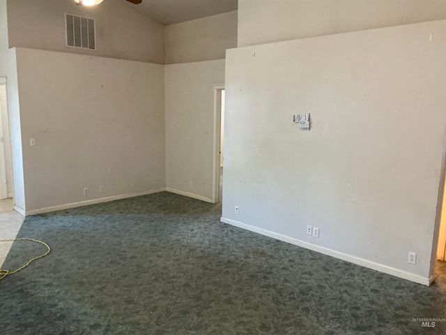 268 S Main St, Star, ID 83669