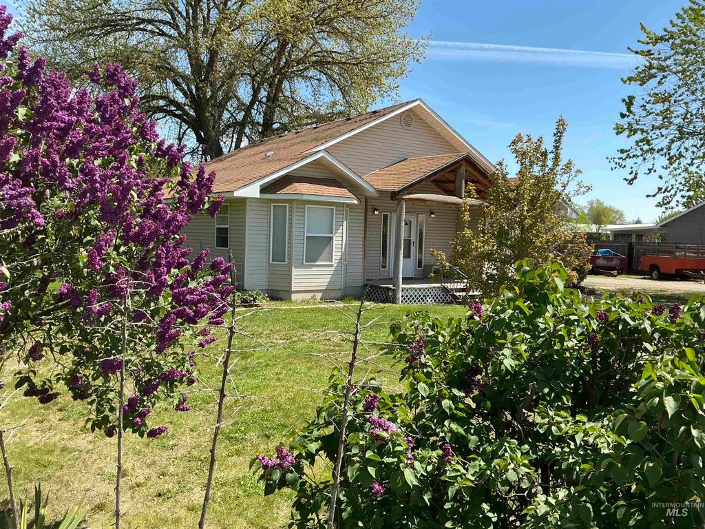 268 S Main St, Star, ID 83669