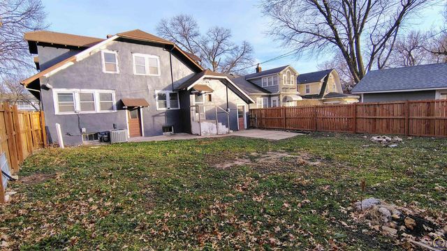 909 State ST, Emporia, KS 66801