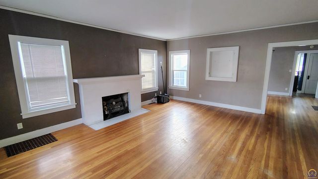 909 State ST, Emporia, KS 66801