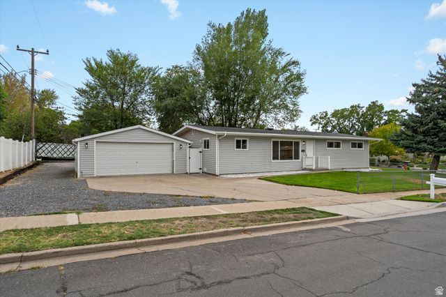 389 W 1425 N, Sunset, UT 84015