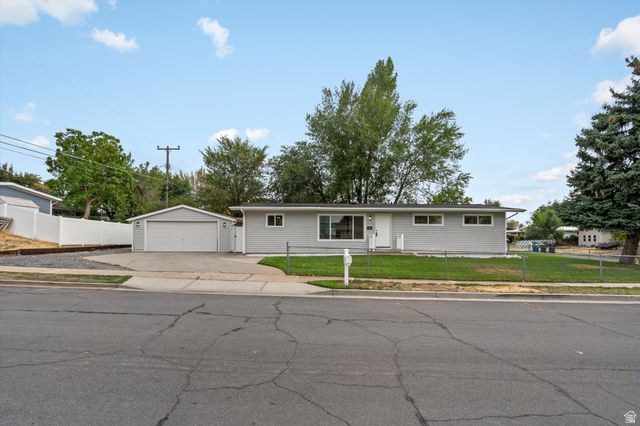389 W 1425 N, Sunset, UT 84015