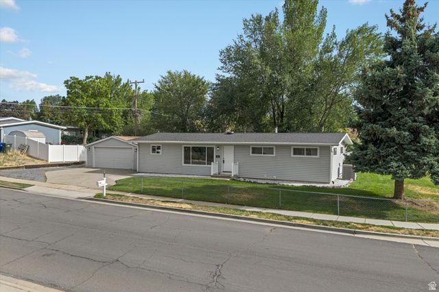 389 W 1425 N, Sunset, UT 84015
